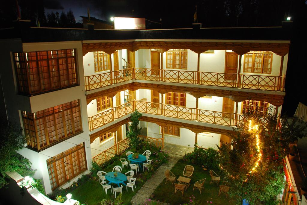 The Auspicious Hotel Leh Eksteriør billede